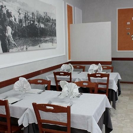 Hotel Derna Viareggio Exterior photo