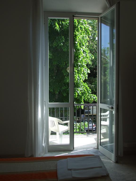 Hotel Derna Viareggio Room photo